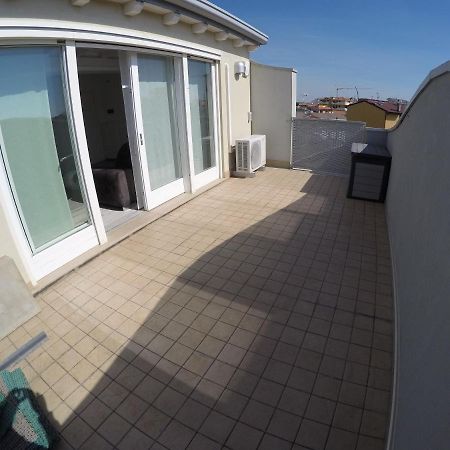 Ferienwohnung Attico Margherita - Agenzia Cocal Caorle Exterior foto